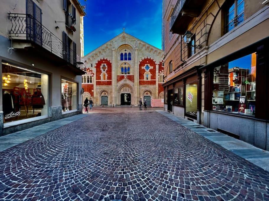 Prestigioso Attico A Passo Duomo By Revenue House Casale Monferrato Exterior foto